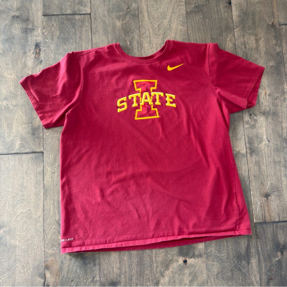 Iowa State Nike ISU teeshirt- mens XL